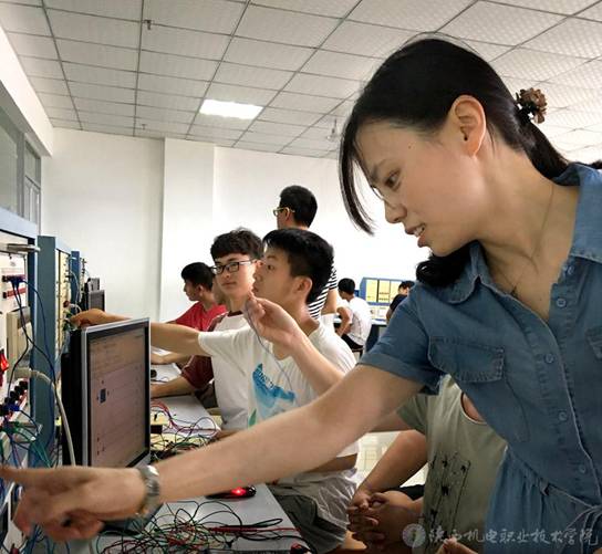 http://www.sxjdzy.cn/__local/6/16/D4/9C3726AAF87B2E0A4142FA4007A_1CF06535_1A7B3.jpg http://www.sxjdzy.cn/__local/6/16/D4/9C3726AAF87B2E0A4142FA4007A_1CF06535_1A7B3.jpg